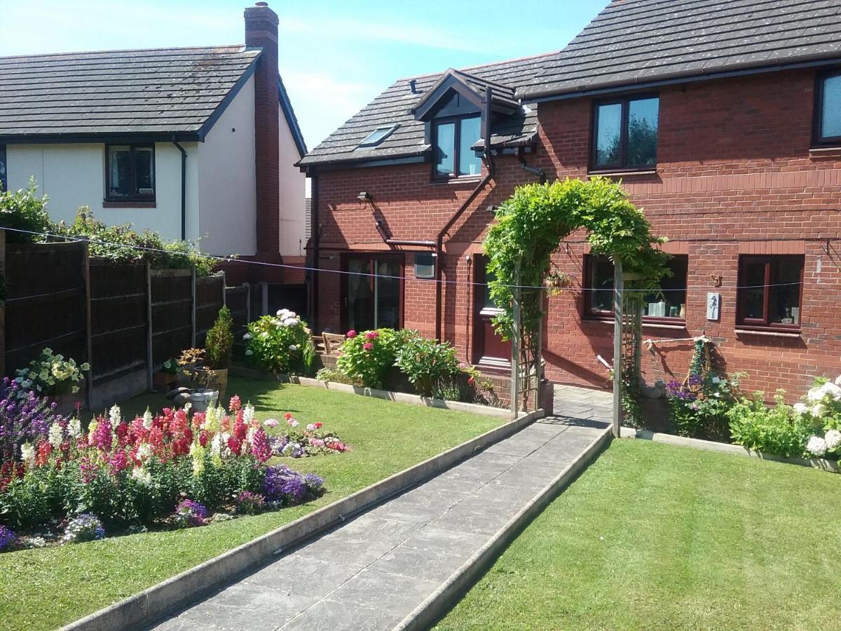 Sterling Bed & Breakfast Llandudno Luaran gambar